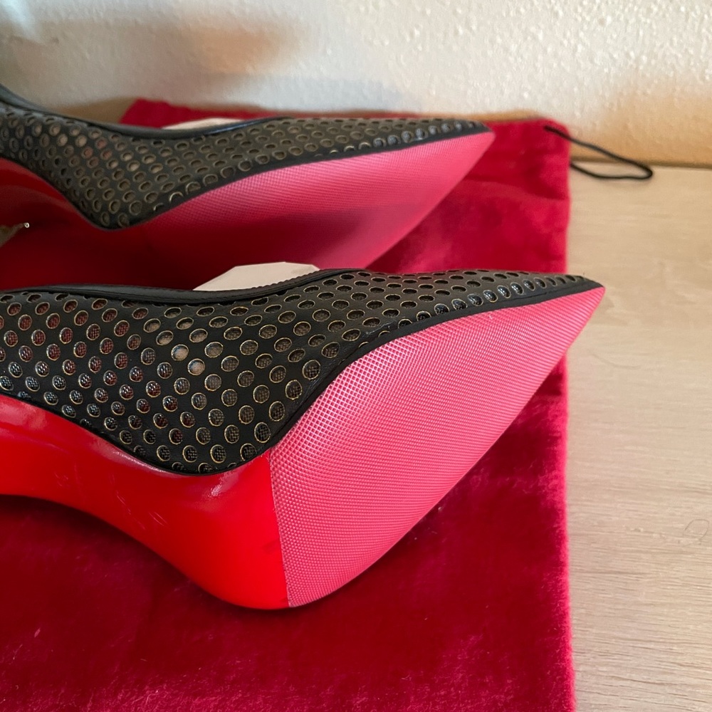 Christian Louboutin Guni pumps size 39 - Picture 2 of 6